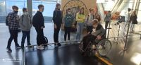 Klasa integracyjna poznaje funkcjonowanie osb niepenosprawnych