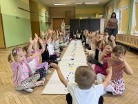 325e2db5-439e-43c7-85b4-e6fac3e6348d