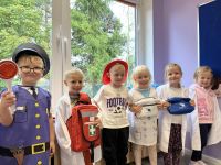 8cd906f5-2996-4d60-8f27-a69f418cecf6