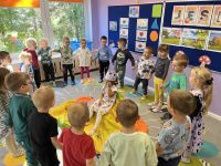 9fb4698d-b5e3-4910-b596-64b42abd83e8