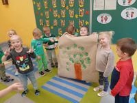 b7e07275-0cdf-4e0b-b397-b475e6c97727