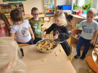 33d48109-8027-483f-9b46-51b13e4966e0