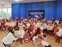 eee61f7e-e4bf-452d-8a57-de2cdefdef10